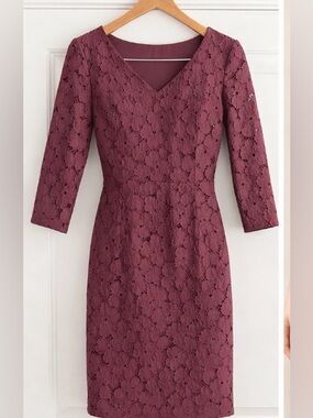 Diane Von Firstenberg lace overlay plum/burgundy? boatneck sheath Sheath Dress